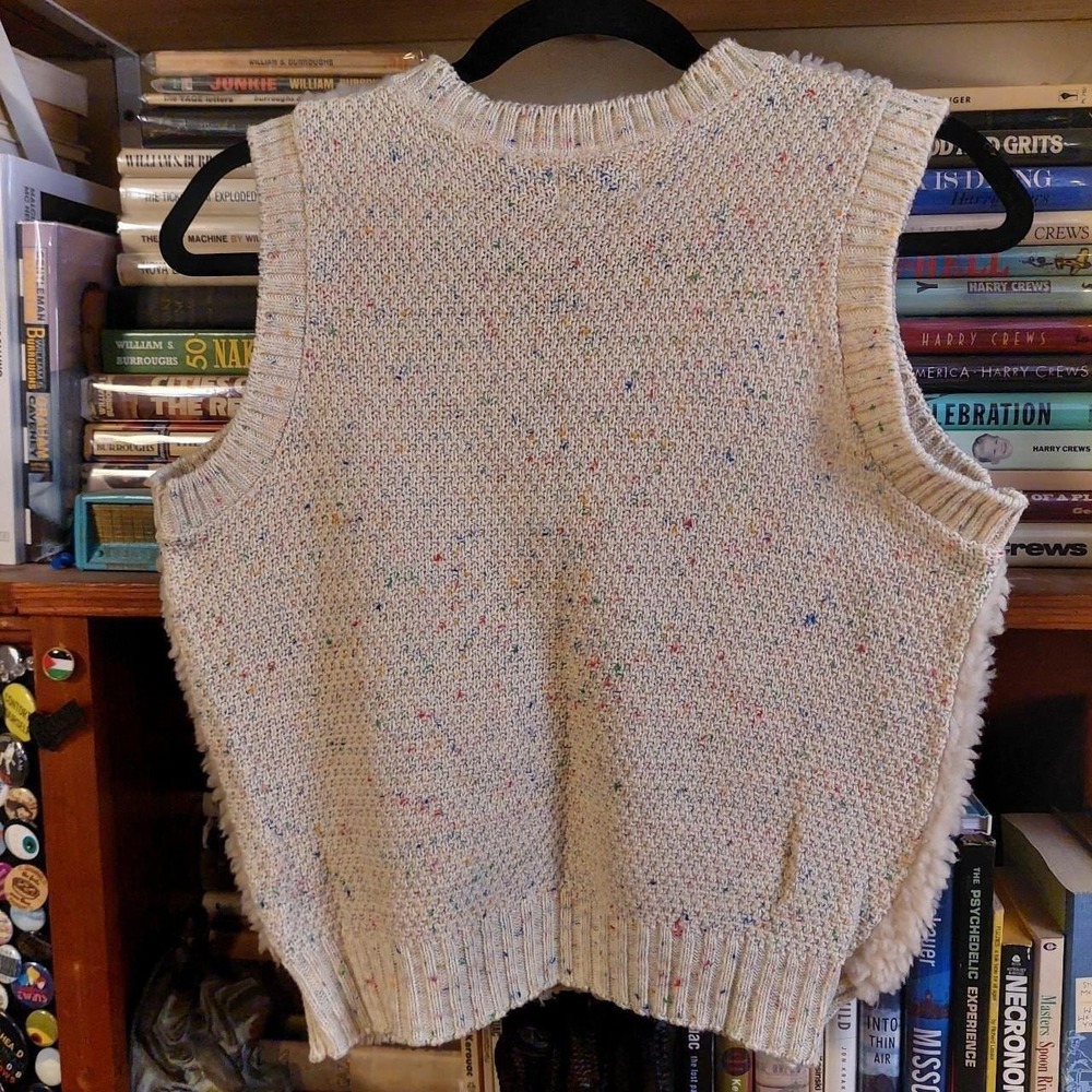 Vintage Wrangler Knit Vest Cream Faux Shearling Wooden Buttons 1980s - Picture 2 of 6
